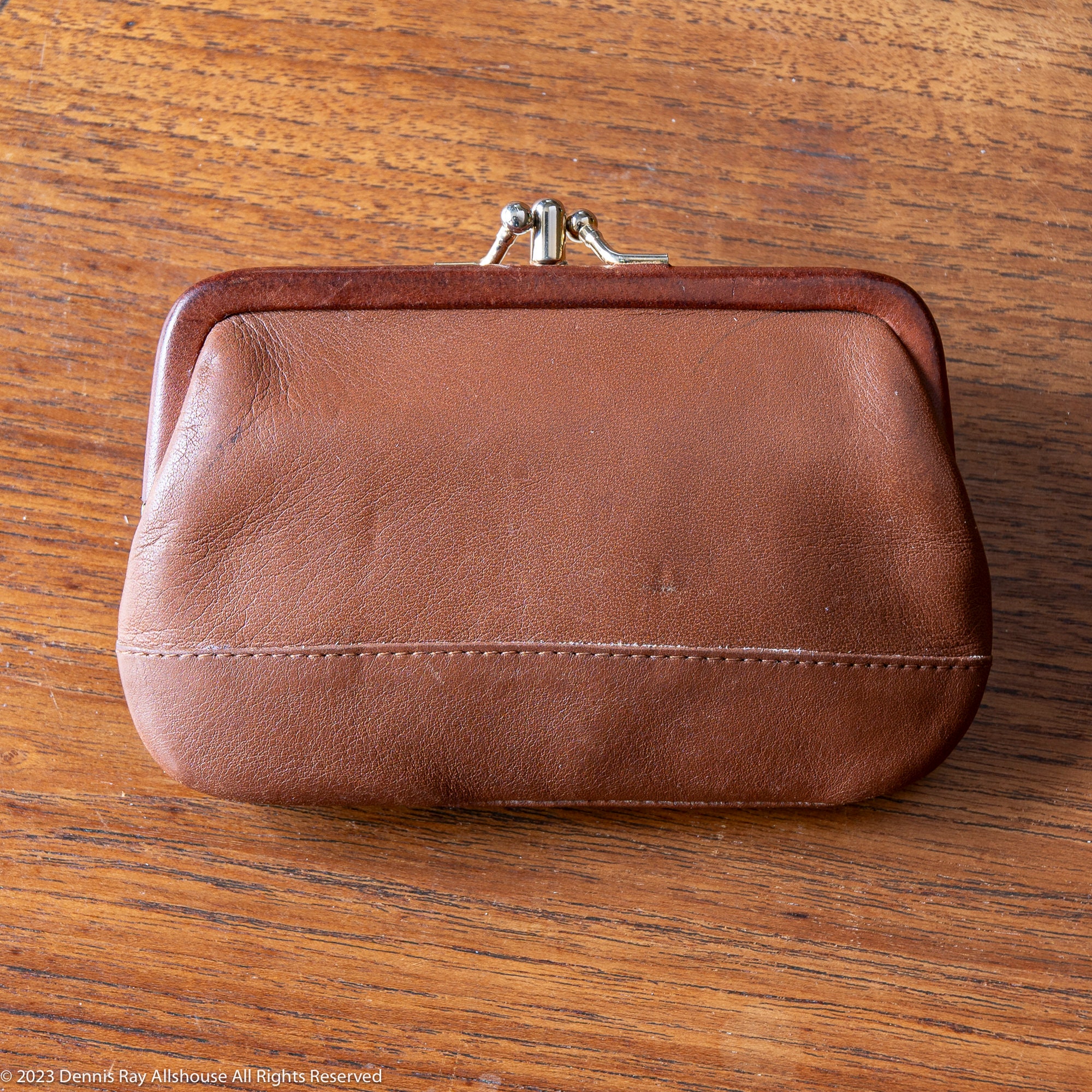 小物 Coach kiss lock coin purse Leather Brown Vintage Coach Double Kisslock Coin Purse in British Tan