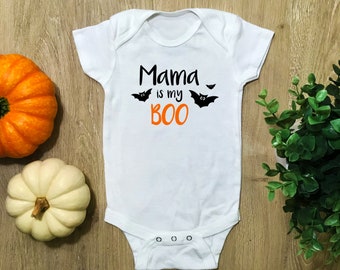 ママは私の愛しい人 ベビーボディスーツ、ハロウィンベビーロンパース、ハッピーハロウィンベビー衣装