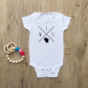 Wisconsin - WI Baby Shirt - Cute Wisconsin Design - Baby Bodysuit - Infant Newborn Clothes - Baby Shower Gift