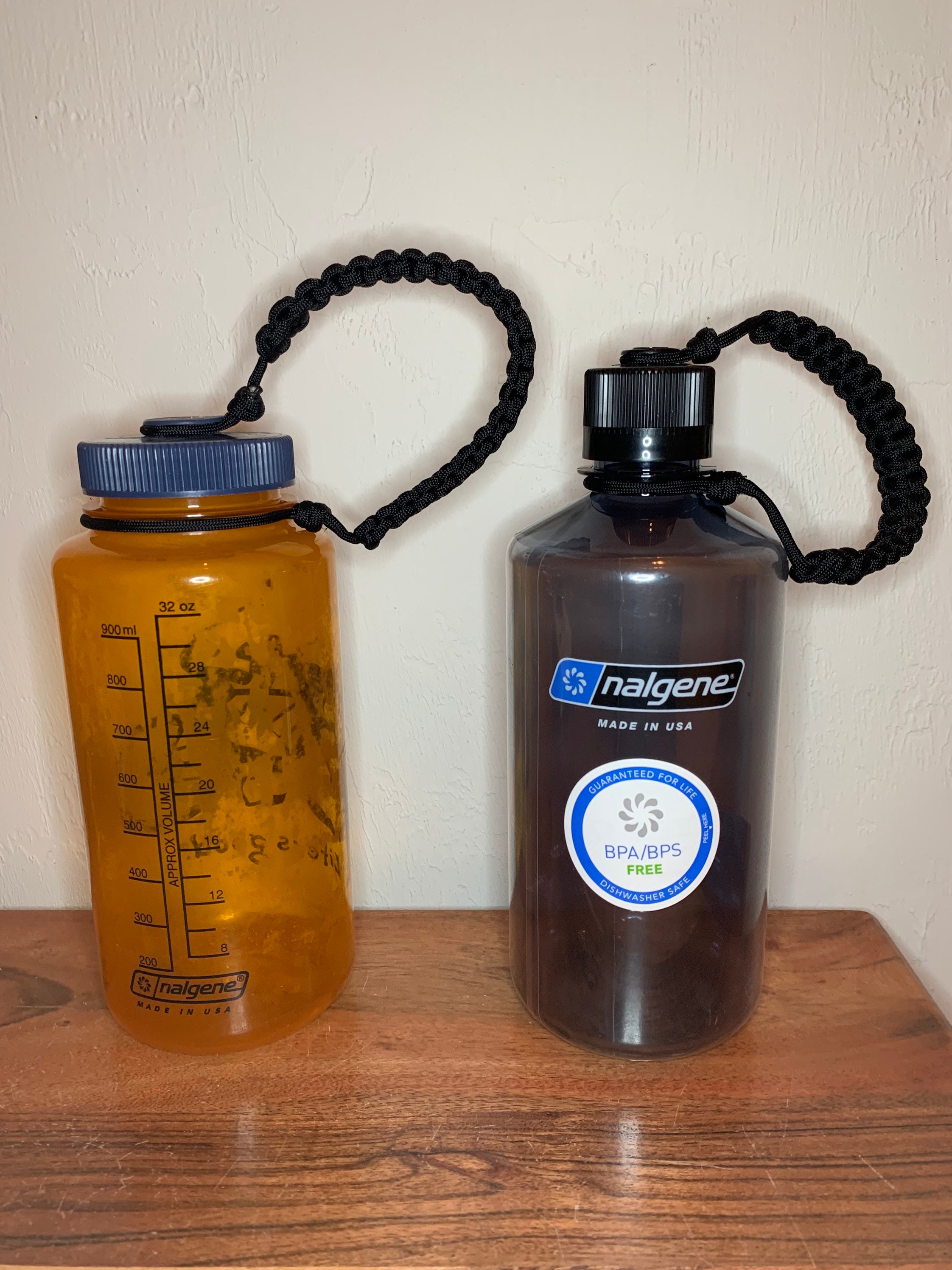 Survival Paracord Water Bottle Holders -   Bottle, Water bottle art,  Water bottle holders