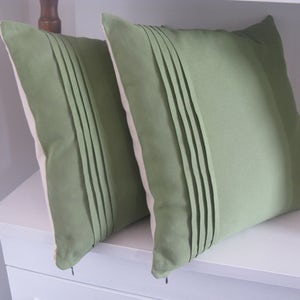 green pillow cover,green pillow,pillow cover throw pillow, pillowcase, pillow with the zipper, pillow design, decorative pillow
