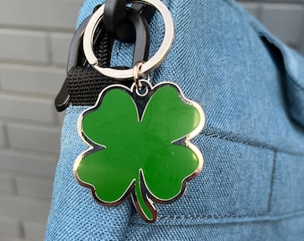 Ireland Heritage Shamrock Luck of the Irish Four Leaf Clover - 1.75 inch Enamel Keychain with Keyring