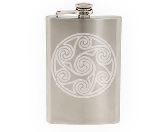 Celtic Stone #4 - Wandsworth Shield Style Celt Ornament  - Etched 8 Oz Stainless Steel Flask