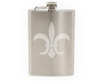 Renaissance Faire - Fleur De Lis Lily Flower French Symbol - Etched 8 Oz Stainless Steel Flask