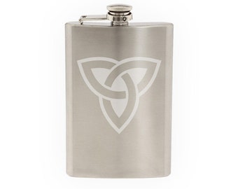 Celtic Pattern #10 - Knot Medallion Triangle Irish House  - Etched 8 Oz Stainless Steel Flask