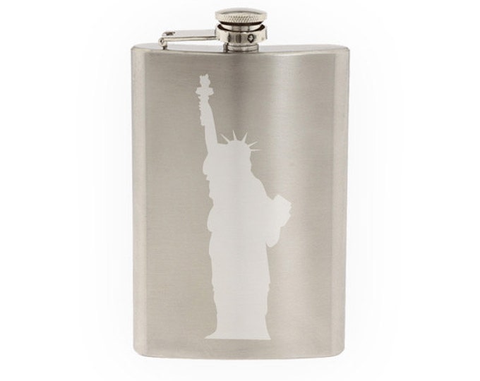 Famous Statue #4 - Statue of Liberty Manhattan New York - Etched 8 Oz Stainless Steel Flask