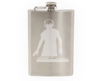 Music DJ #3 - Live Turntable Track Mixing Digital Hip - Etched 8 Oz Stainless Steel Flask