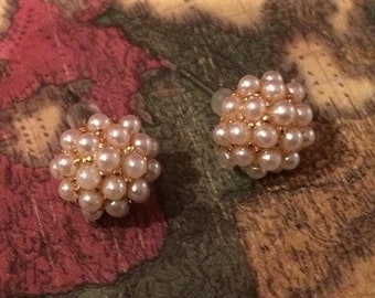 Estilo marfil de la década de 1920 falsa perla flapper pendientes de tachuelas bisutería estilo 20s estilo 1920 inspirado en la era del jazz art deco de los años 20