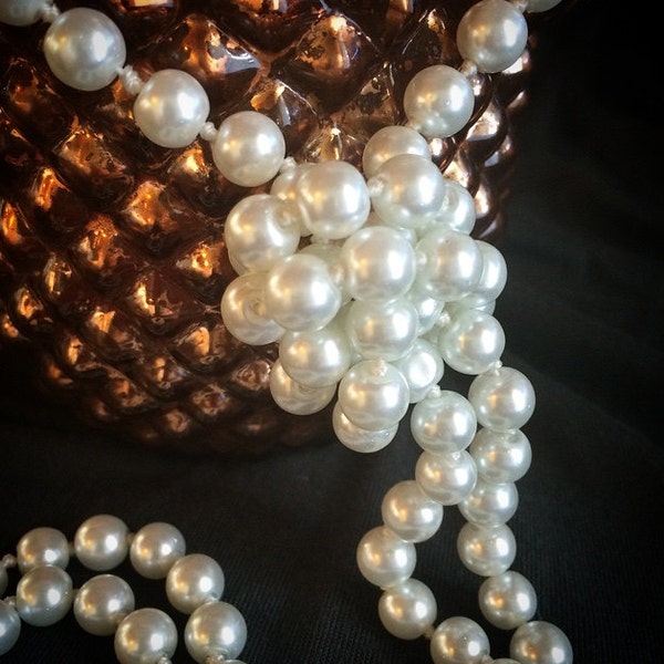 48" LONG WHITE 8mm Glass Classic Pearl Great Gatsby 1920's Style Single Strand Necklace 1920s Downton Abbey Light Flapper Accessory Knot