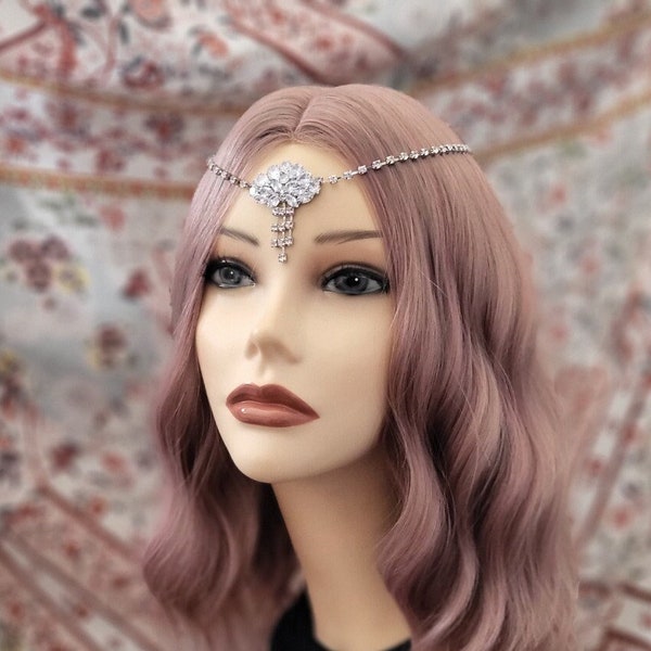 1940 headpiece
