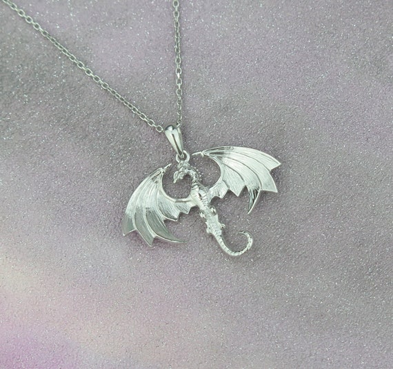 Jewelry Trends Celtic Dragon Guardian Sterling Silver Pendant Jewelry Trends Celtic Dragon Guardian Sterling Silver Pendant