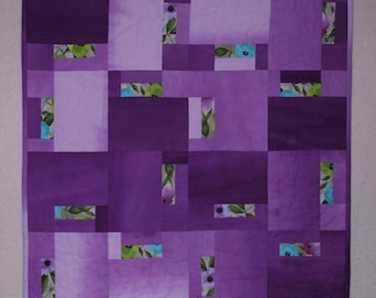 Hand Quilted Floral Table Topper or Wall Hanging (23.5")