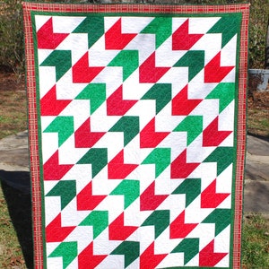 Christmas Lap Quilt - 51-1/2&quot; x 66-1/2&quot;