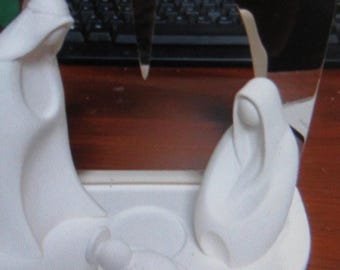 PartyLite Holy Family Nativity Tealight Holder P93354 New in Box