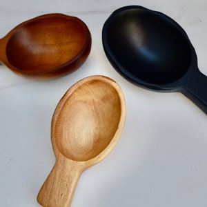 Wooden scoop, spoon, birdseed accessory in your choice of brown, black or blond, habitat sanctuary bird feeder implement, backyard birding image 2