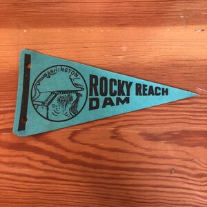 Vintage Souvenir Felt Pennant - Rocky Reach Dam