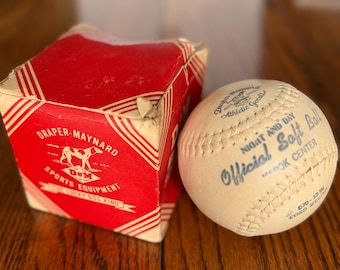 Vintage Draper and Maynard (D&M) Softball NOS in box D-70 12 inch