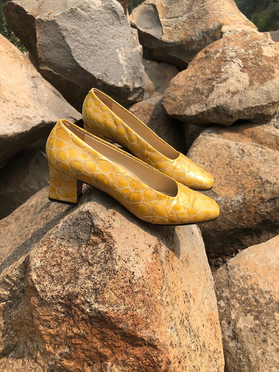 Vintage Crocodile Pumps