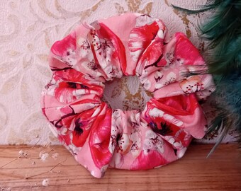 Scrunchie hair tie hair accessories cotton red pink flowers floral hair tie