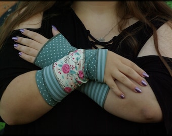 Arm cuffs Hand warmers Pulse warmer Summer cuffs Reversible cuffs mint green striped dotted flowered patchwork