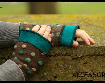Cuffs arm warmers wrist warmers grey dotted mint white wool winter warm
