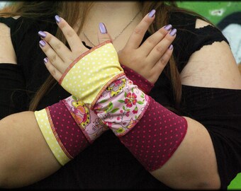 Arm warmers Hand warmers Hand warmers Pulse warmers Summer cuffs Reversible cuffs yellow pink dotted flowered Patchwork