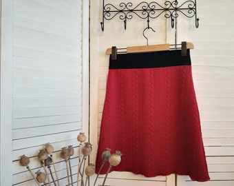 Women's skirt skirt with braid pattern red A - shape