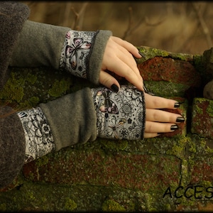 Cuffs Arm warmers Hand warmers Reversible warmers on both sides grey Butterflies Polar fleece patchwork hand warmer soft warm cuddly