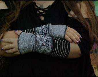 Arm Warmers Hand Warmer Pulse Warmer Summer Cuffs Reversible cuffs black grey dotted with butterflies Patchwork