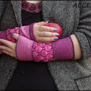 Arm warmers, hand warmers, hand warmers, wrist warmers, summer warmers, reversible warmers, pink purple dotted patchwork image 7