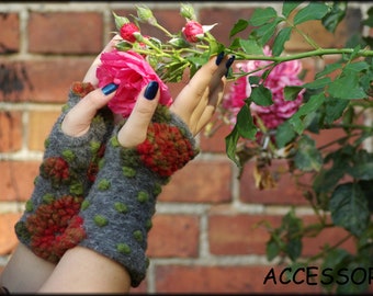 Cuffs Arm warmers with thumb hole walk grey flowered green orange dotted wool very light