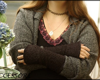 Arm warmers women's cuffs made of bouclé fabric black warm with fleece lined wrist warmers