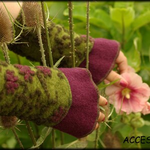 Arm warm wool, walk warm green purple flowered winter