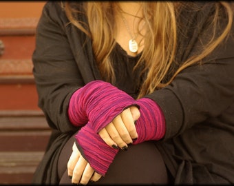 Arm warmers women's cuffs wrist warmers viscose fleece fuchsia