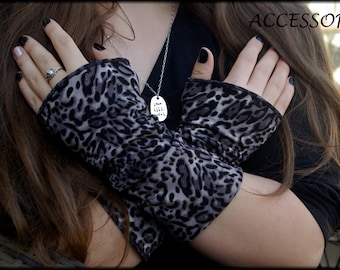 Wrist warmers, arm warmers (both sides or with thumb hole), black, grey, white with leopard print, fleece hand warmers, soft, warm, cuddly