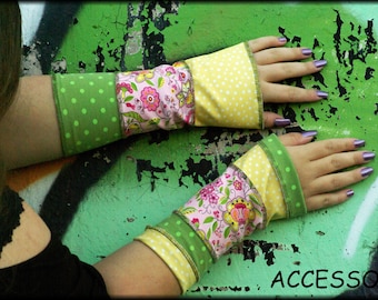 Arm Warmers Hand Warmer Pulse Warmer Summer Cuffs Reversible cuffs green yellow pink dotted flowered Patchwork