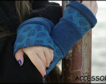 Cuffs arm cuffs reversible cuffs on both sides blue with feather motif polar fleece patchwork cotton jersey hand warmers soft warm cuddly