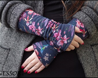 Cuffs Arm cuffs on both sides or with thumb hole dark blue with hummingbird floral alpine fleece hand warmer soft warm cuddly