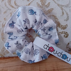 Scrunchie Haargummi Baumwolle Fische blau weiß Maritim Zopfgummi Haarschmuck Bild 5