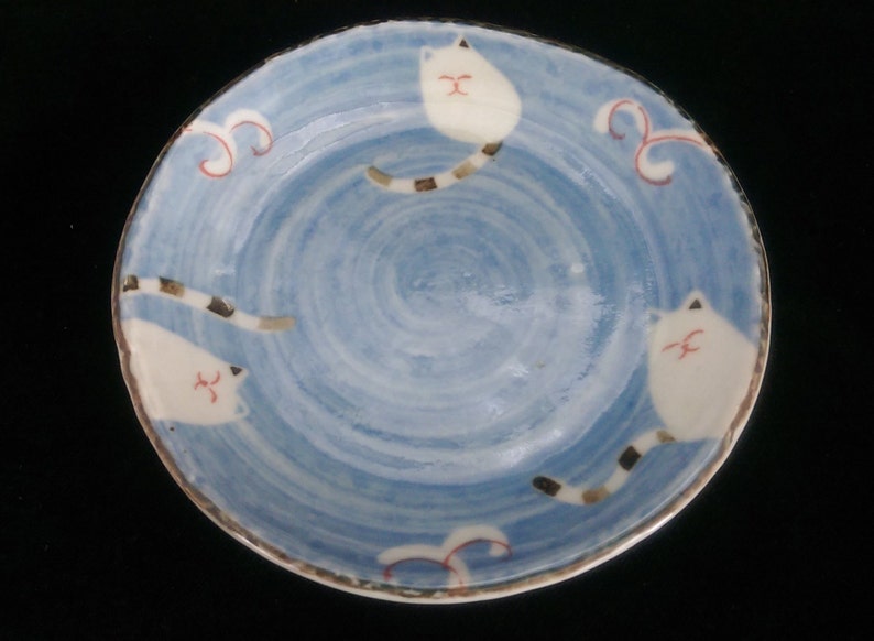Japanese Hand Painted Small Kitty Plate Spoon Rest