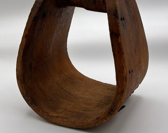 Primitive Wood Stirrup