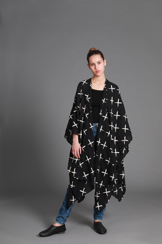 Black And White Shawls And Wraps Ikat Cotton Poncho Cape For Spring Summer