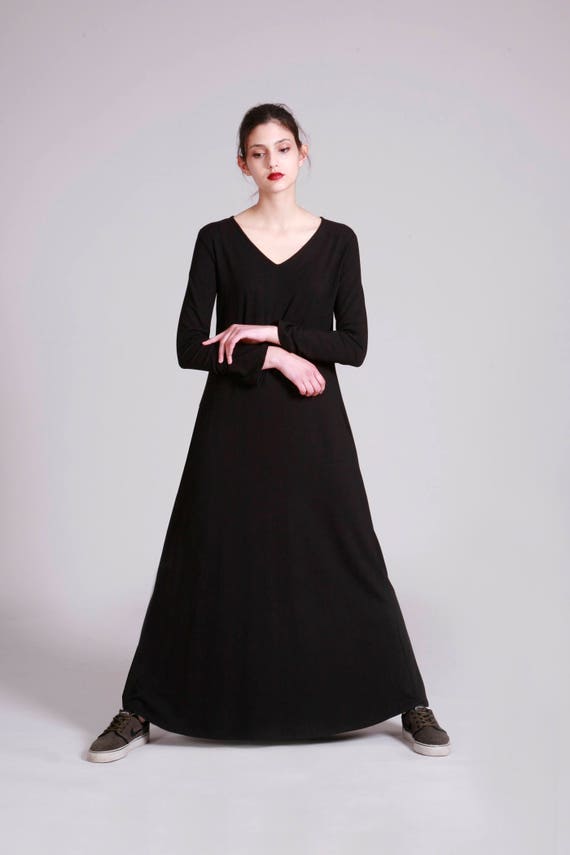 Black Maxi Dress With Long Sleeve A 