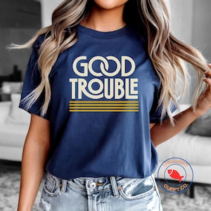 Good Trouble ユニセックスTシャツ、No Kings in America、Resist Fascism シャツ、Freedom Democracy Truth FDT シャツ、Rebel Rouser 抗議Tシャツ