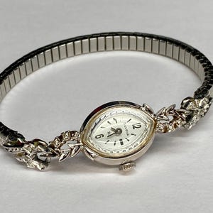 Vintage 14k white gold ladies Bulova Diamonds wrist watch