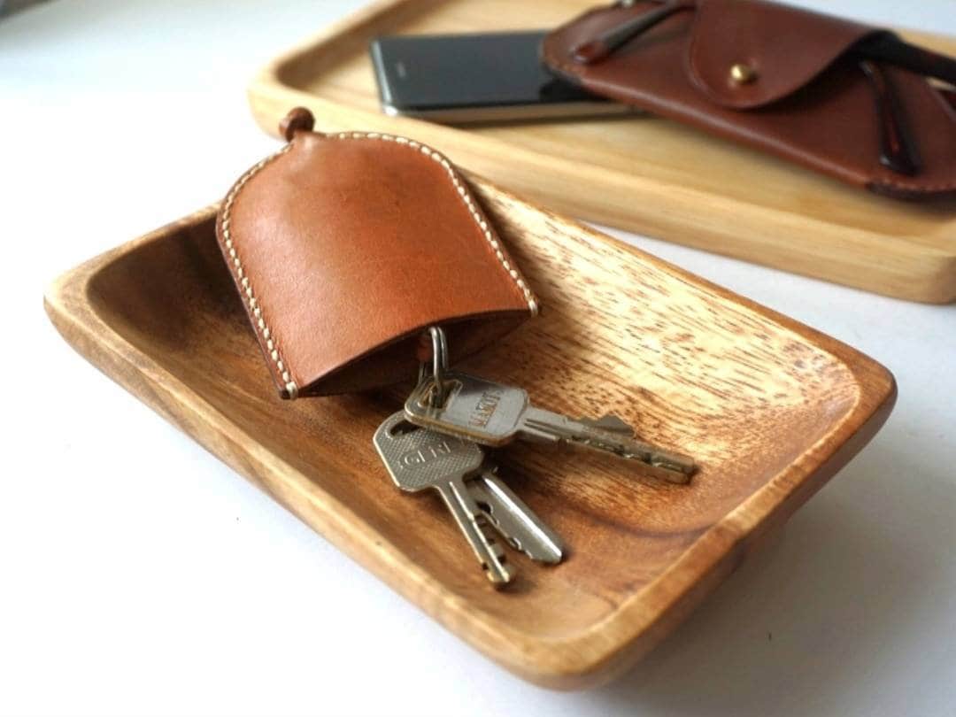 fourjei Leather Key Pouch, Key Case, Bell Shape Key Holder with Strap
