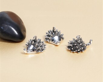 3D Hedgehog charms x 2 Pcs Per Pack (Antique silver or Antique Bronze)