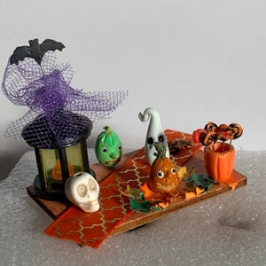 Dollhouse Miniatures - Halloween Table Display