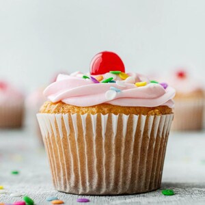Frosted Cupcake Fragrance Oil for candle/soap making Free Shipping