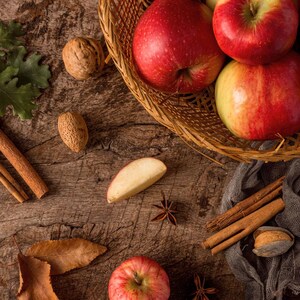 Mahogany Apple Type Fragrance Oil for candle/soap making Free Shipping